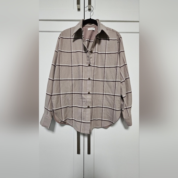 Aritzia Babaton Button Up - Picture 1 of 5